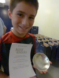 Final bowl and his certificate